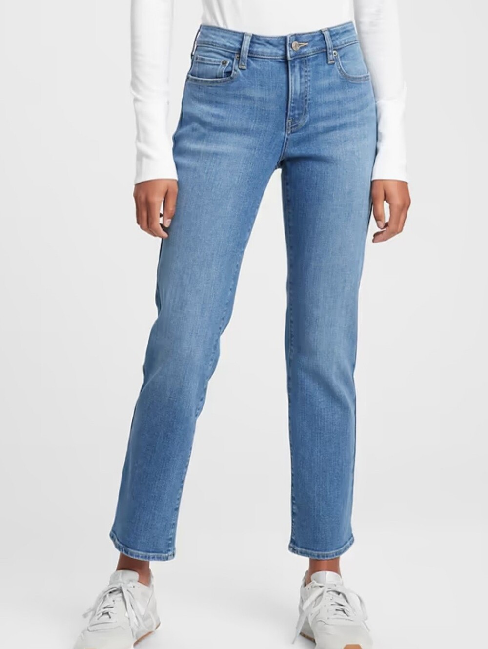 GAP Woman's Classic Straight Leg Mid Rise Blue Jeans - Size 27/4R